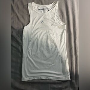 Air Jordan Training Athletic Shirt (Young Men’s XL)